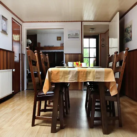 In Near Forest Trails, Cleaning Included Ferienhaus