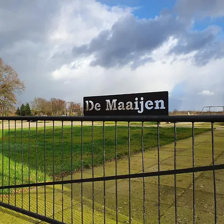 Peaceful Hideaway Near Belgian Border, Cleaning Included Ferienhaus *