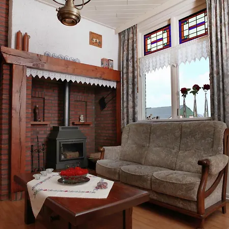 Peaceful Hideaway Near Belgian Border, Cleaning Included